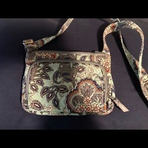 Vera Bradley crossbody purse